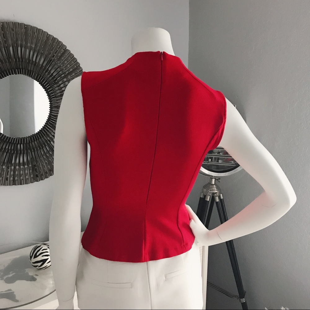 Red top - Picture 2 of 3